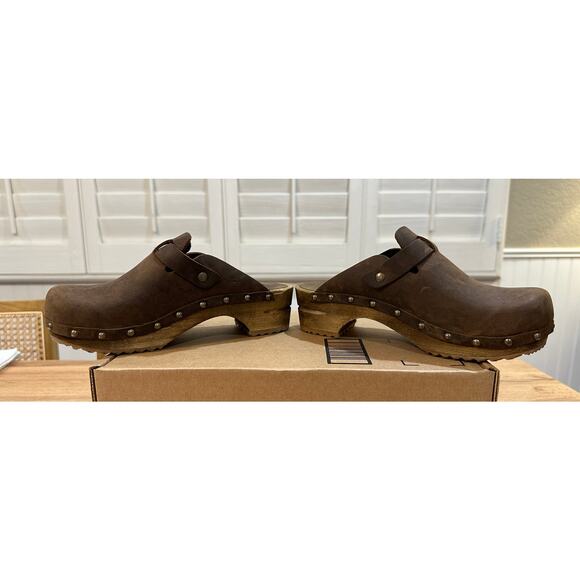 Sanita Women's Clogs Brown Leather Upper Wood Sole Size 37 EU 6.5 US NWOT - Picture 6 of 11